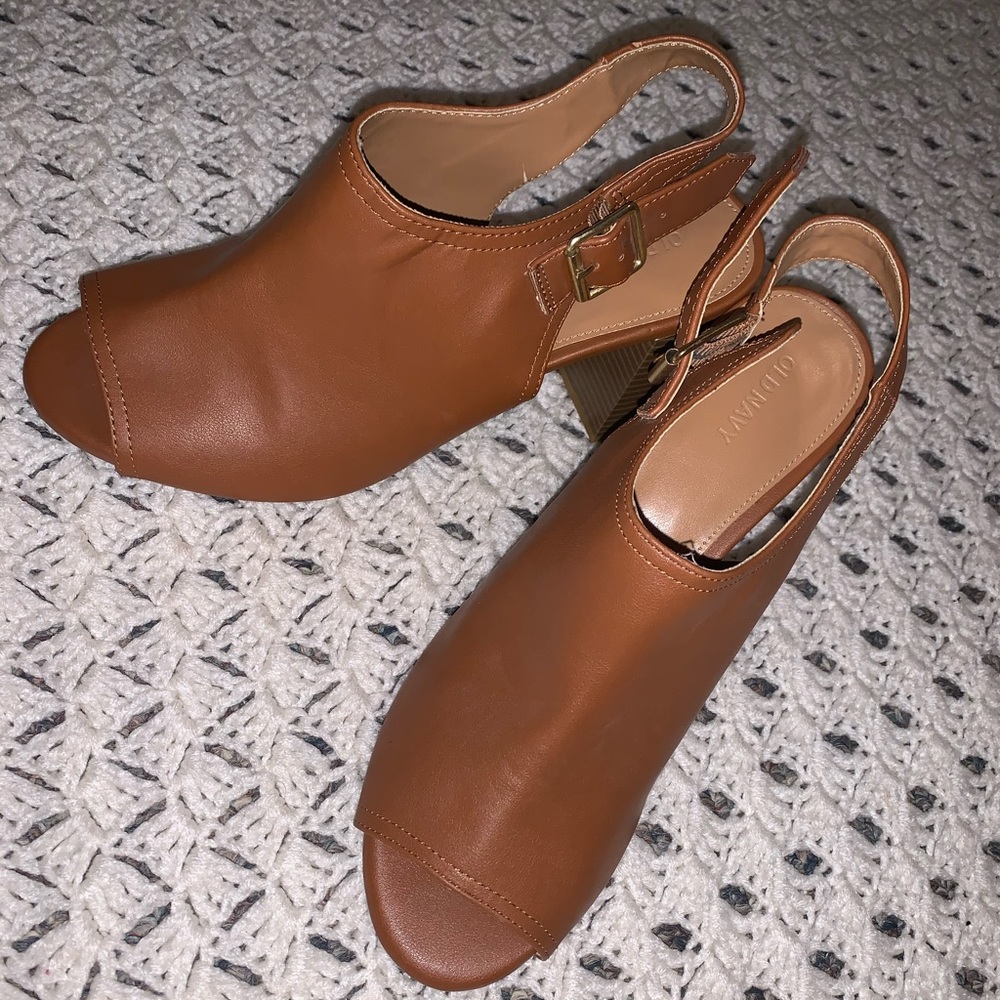 Old Navy Open Toed & Back Heel Boots